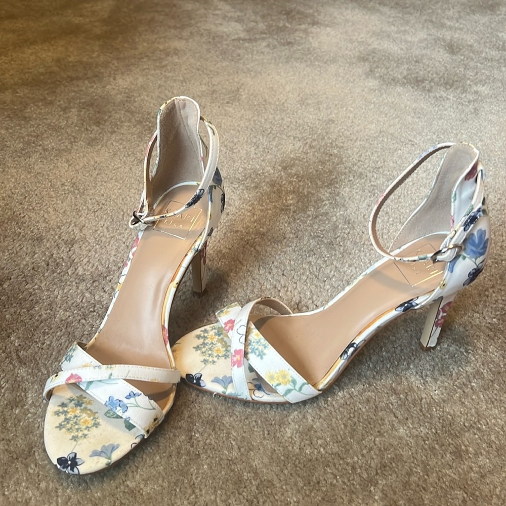 Floral print dress sandals
